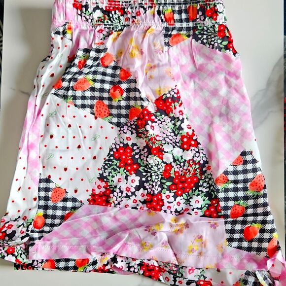 PINK by Victoria's Secret Silky Sleep Boxy Pajama Shorts NEW MEDIUM MSRP $29.95 - Picture 1 of 11